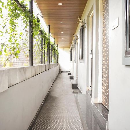 Hotel O Club Toronto Durg Zewnętrze zdjęcie